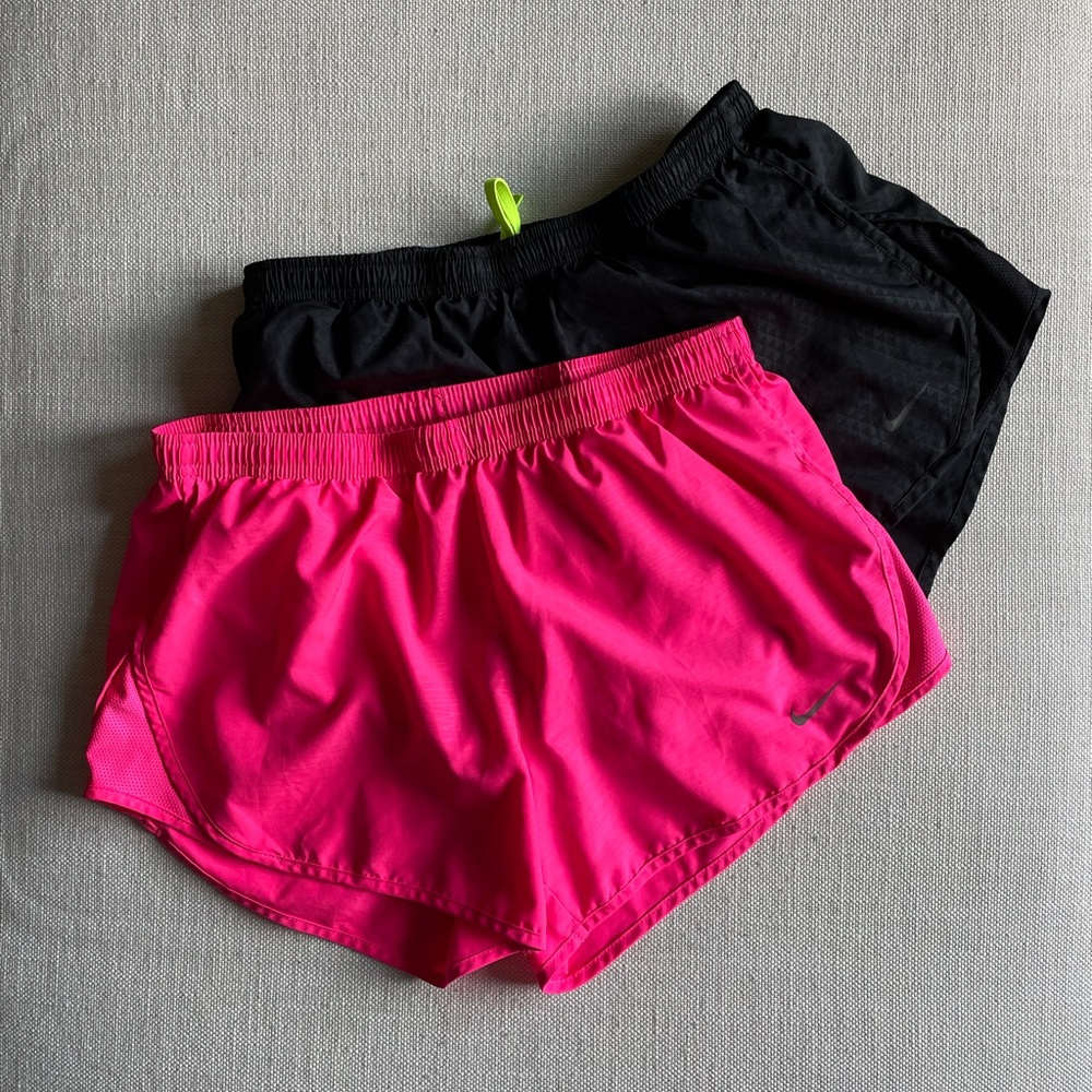 Nike Dri-Fit Modern Embossed Tempo Running Shorts